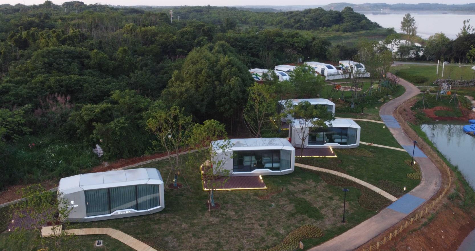 光伏發電流浪艙 民宿(圖1) 光伏發電流浪艙 民宿(圖1)