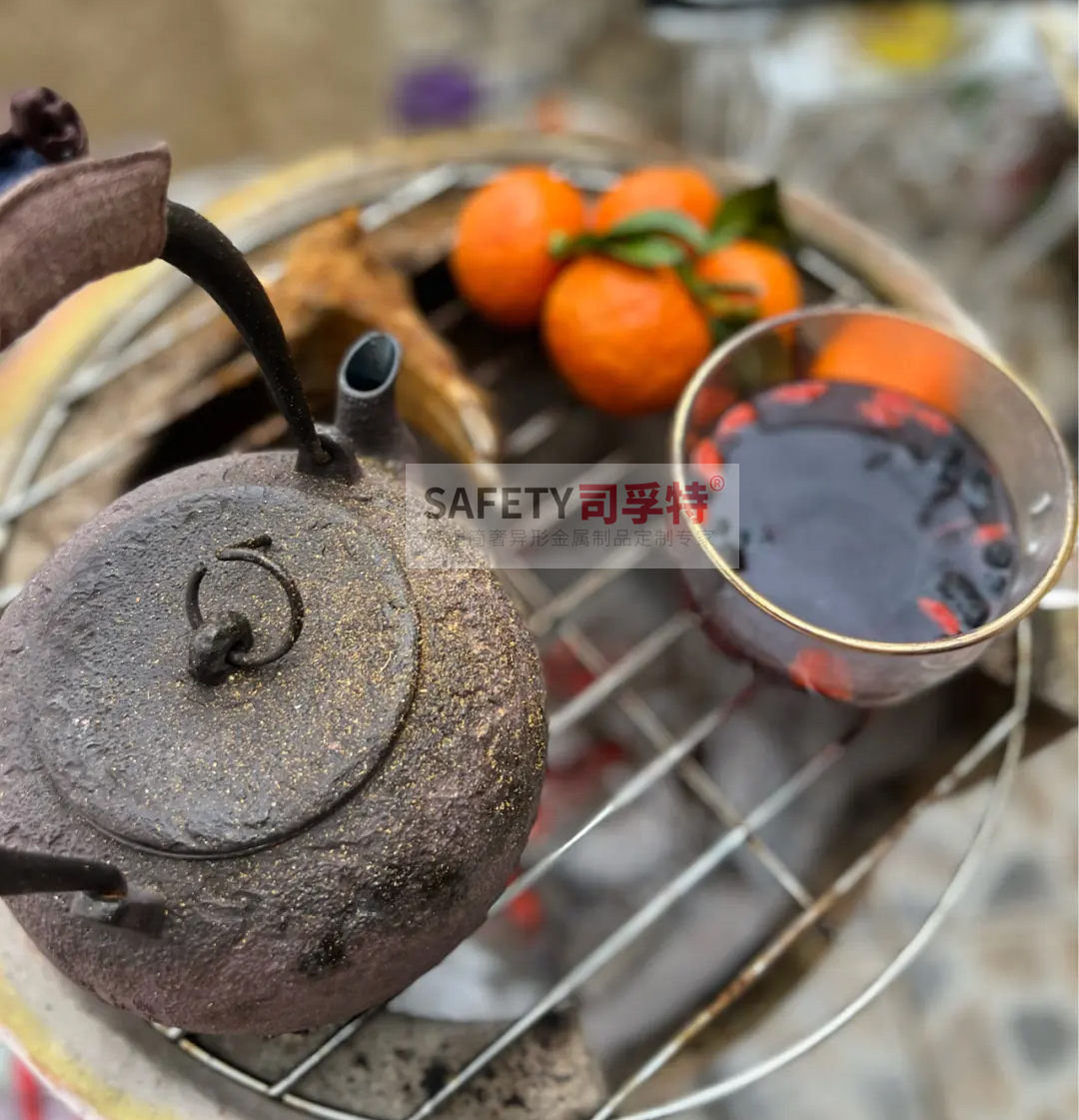 經(jīng)典永不過(guò)時(shí)，“圍爐煮茶”掀起新式社交風(fēng)「司孚特圍爐茶桌」(圖3)