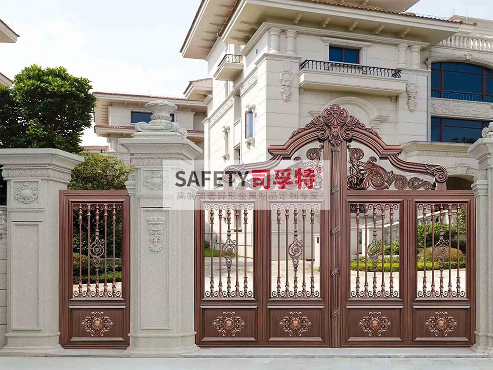 別墅大門用什么材質(zhì)好？[別墅銅門，鋁藝別墅大門](圖6)